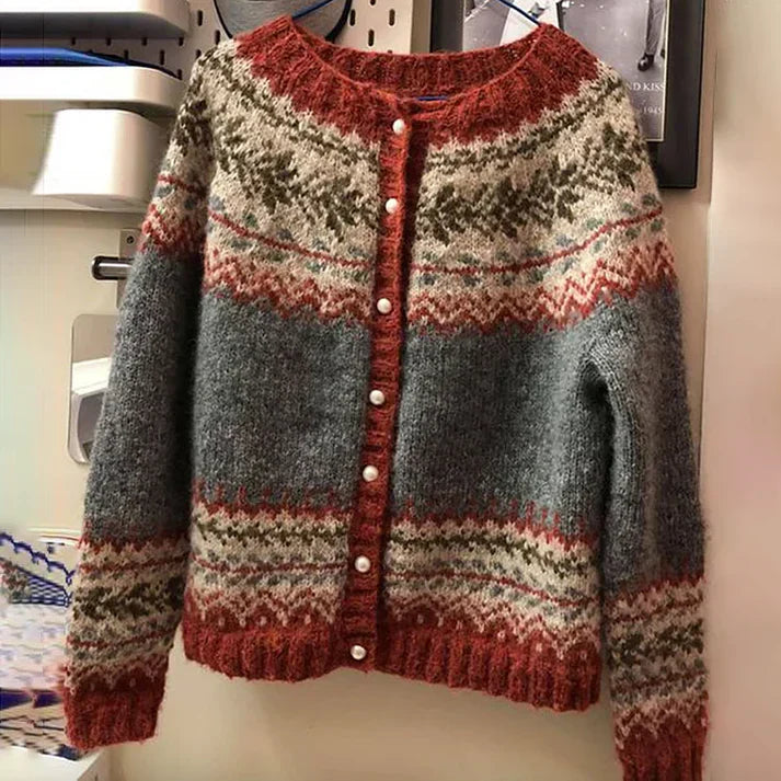 Abigail - comfortable button-up sweater in vintage jacquard from fel Island