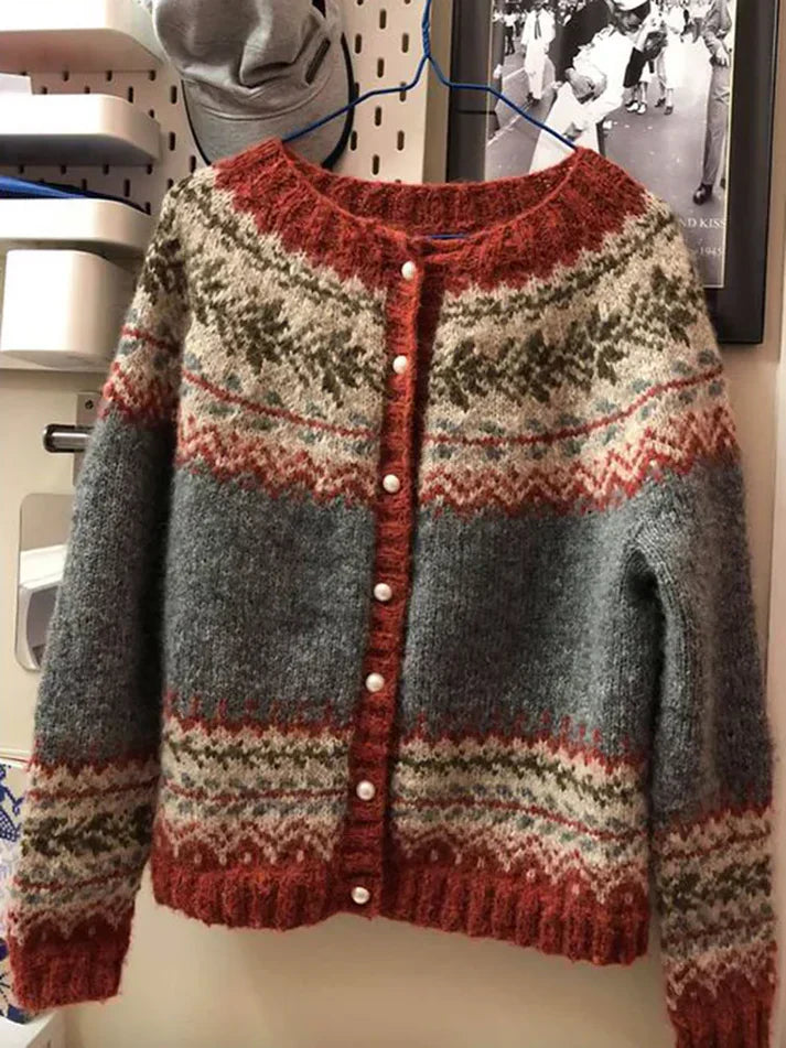 Abigail - comfortable button-up sweater in vintage jacquard from fel Island