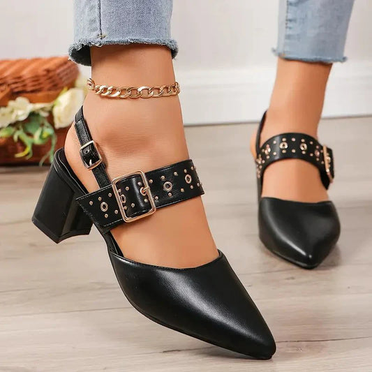 Elegant sandals with cuban heels | Tyrax