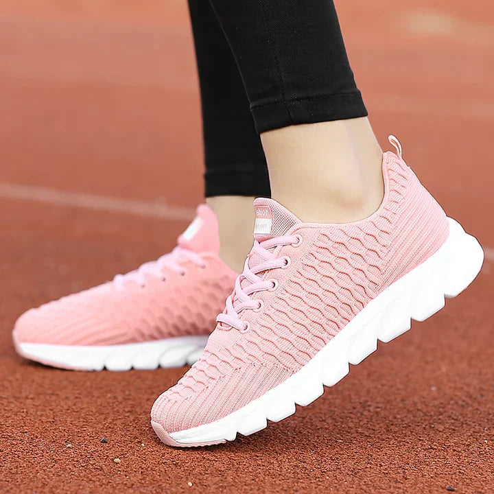 Dynamicrun knitted sneakers - flexible and breathable
