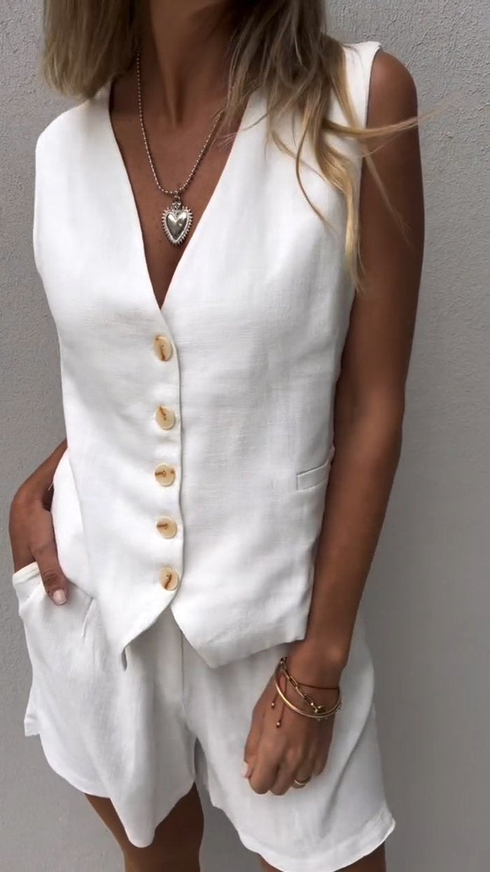Two-piece set with vest