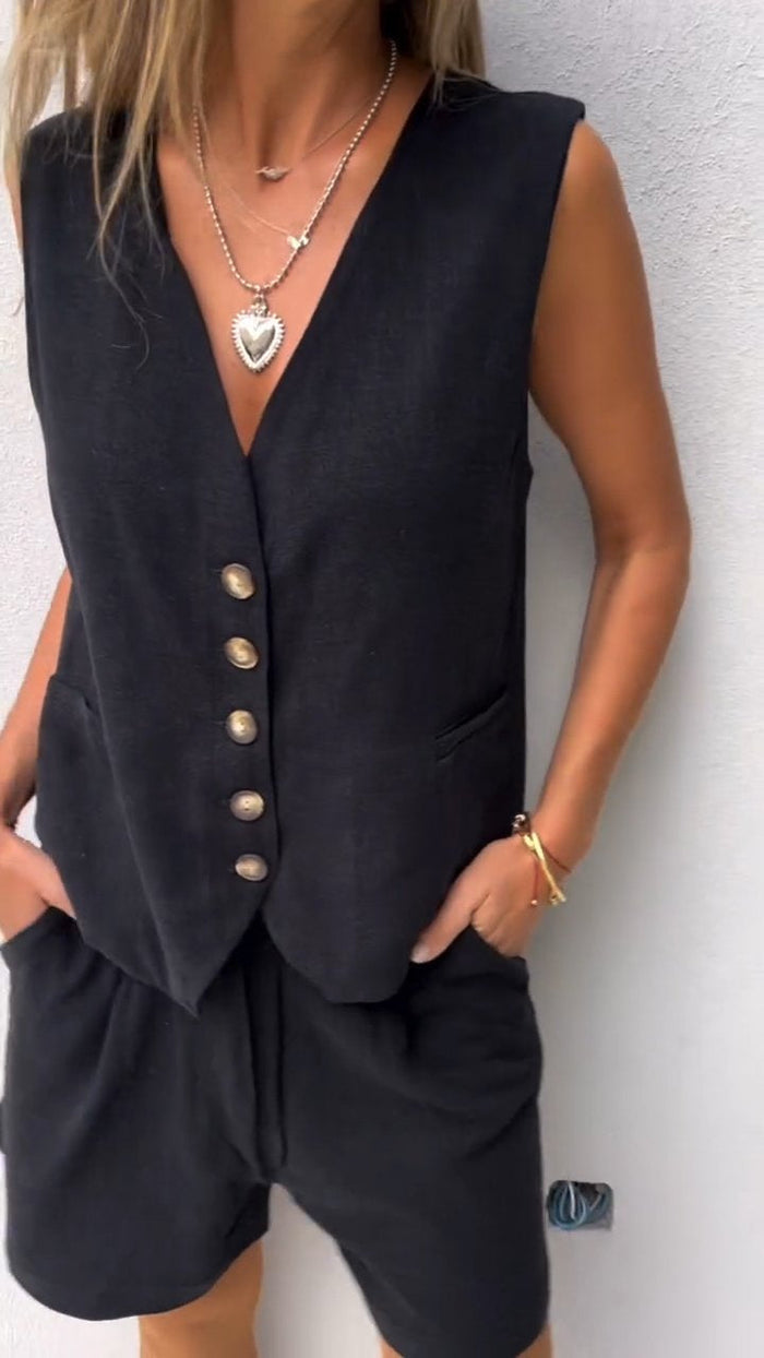 Two-piece set with vest