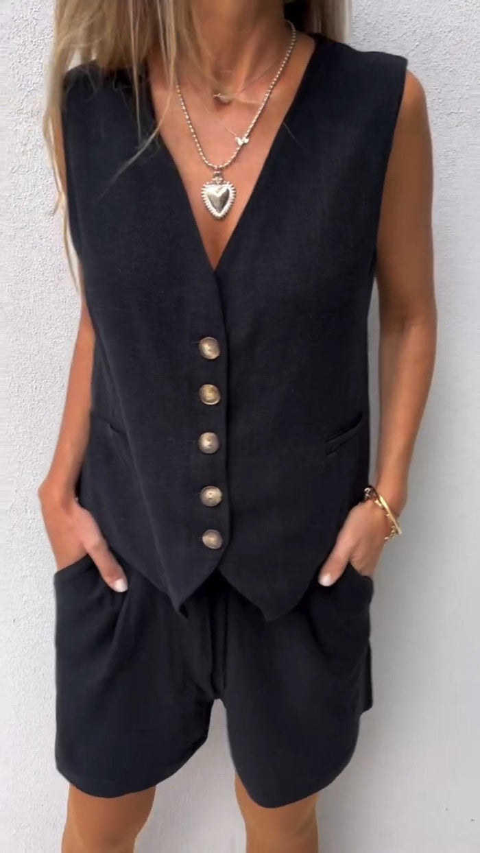 Two-piece set with vest