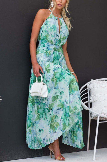 Forecast - pleated half-length dress with cut-out neckline and floral pattern